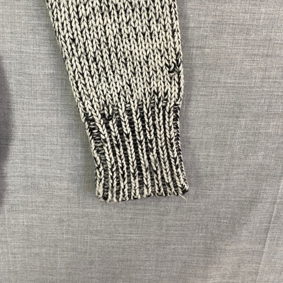 Candy Couture Open Front Cardigan Sweater Sz Small Long Sleeve Curved - Picture 3 of 9